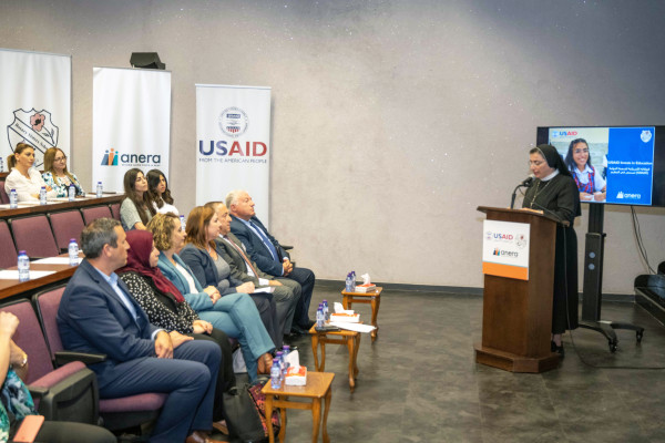 (USAID) ومؤسسة أنيرا يحتفلان بانتهاء إنشاء طابق جديد بمدرسة الراهبات الوردية بغزة