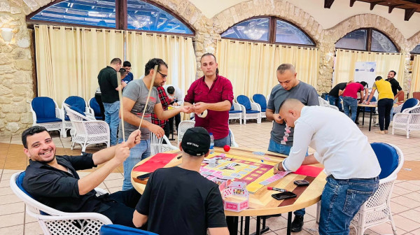 "فلسطينيات" تنفذ جلسات دعم نفسي للصحافيين في قطاع غزة