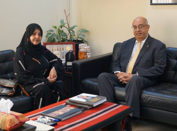 اللجنة الوطنية اليمنية لليونسكو تبحث آفاق العمل المستقبلي مع المكتب الأقليمي بالدوحة
