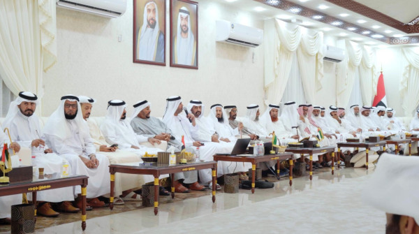 "تدوير" تنظم محاضرات توعوية في المجالس بمدينة العين"