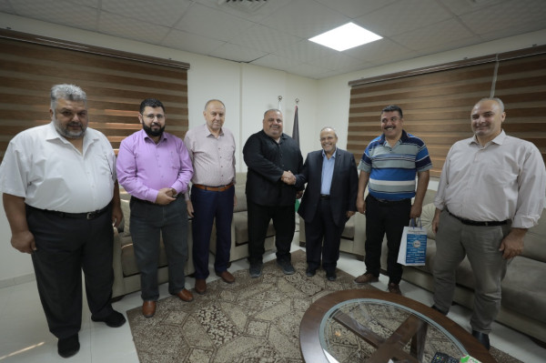 "روّاد" تستقبل محافظ شمال غزة