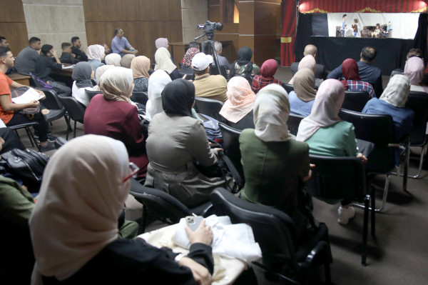 عرض مسرحي بعنوان "المار يونيت" في محافظة الوسطى
