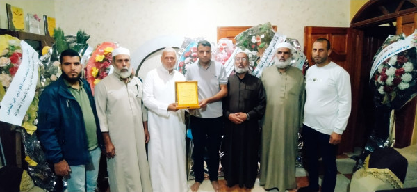 التواصل والإصلاح في حركة الجهاد تزور عائلة أبو طعيمة