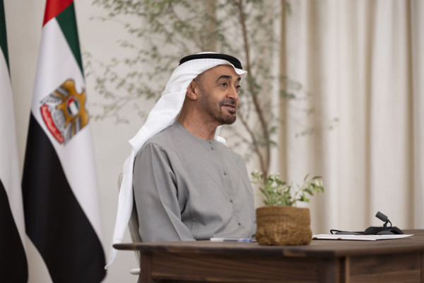 بن زايد: إطلاق شراكة مع الولايات المتحدة لاستثمار 100 مليار دولار بإنتاج الطاقة النظيفة