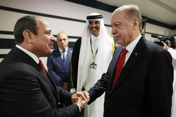 الرئاسة المصرية: السيسي أكد لـ "أردوغان" على عمق الروابط وتطوير العلاقات