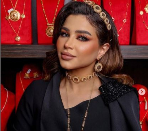 Witness: Noha Nabil faces ridicule after dancing with this artist