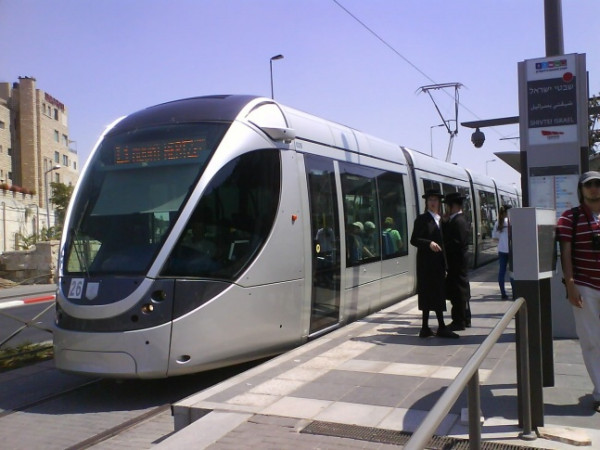 قناة إسرائيلية: توقف حركة القطارات بين تل أبيب وبني براك