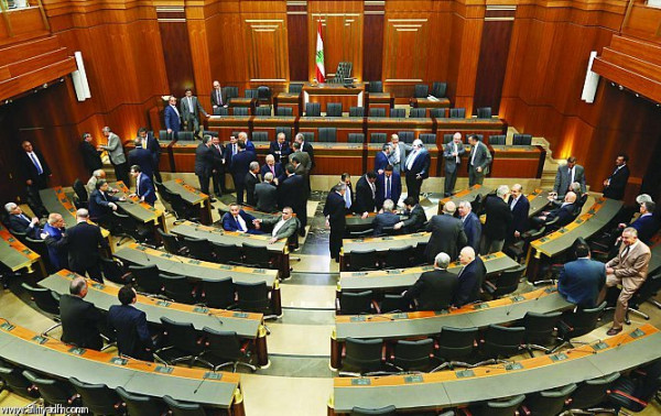 للمرة الثامنة.. برلمان لبنان يفشل في انتخاب رئيس جديد للبلاد