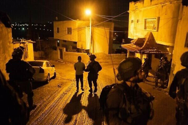 قوات الاحتلال تقتحم بلدة العيسوية شرق القدس