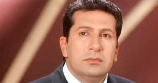 شاهد.. موقف محرج لهاني رمزي بسبب معجبة