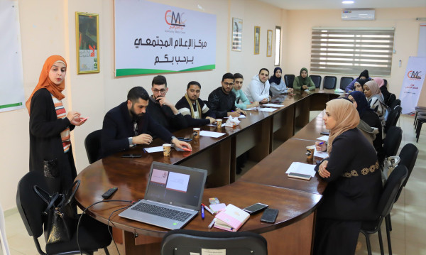 مركز الإعلام المجتمعي وتحالف أمل لمناهضة العنف ضد المرأة ينفذان ورشة عمل قانونية
