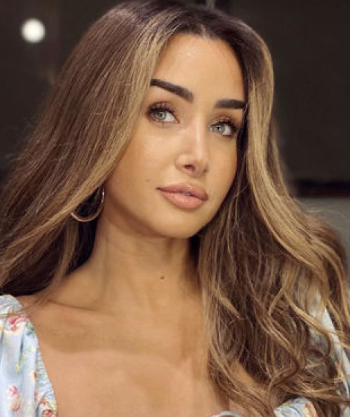 هنا الزاهد تنفي اعتذارها بسبب تامر حسني