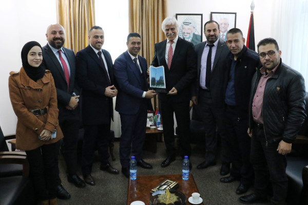 "التربية" والنبالي والفارس تبحثان آليات التعاون المشترك