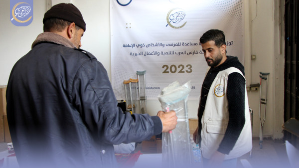 "فارس العرب" تقدم أجهزة طبية مساعدة للمرضى وذوي الإعاقة