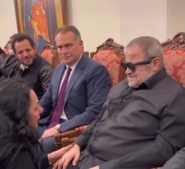 شاهد: حالة من الحزن والأسى في عزاء وديع وسوف "وديع راح يا إم وديع"