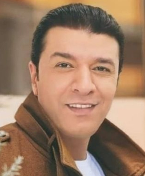 شاهد.. مصطفى كامل يوجه رسالة تحذير لمحمد رمضان