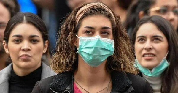 أعراض "بارزة" ترجح الإصابة بمتحور "أوميكرون" الجديد