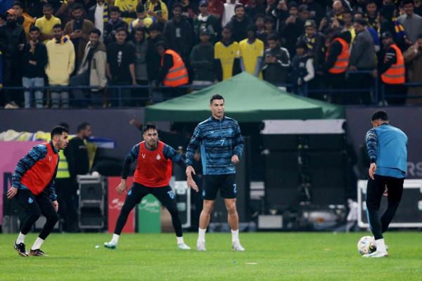 النصر يكشف حقيقة بند مالي خاص في عقد رونالدو