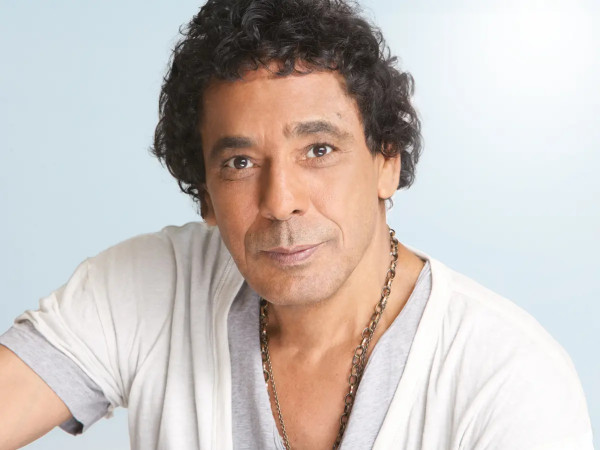 محمد منير يوجه رسالة قبل لقاء الأهلي والهلال