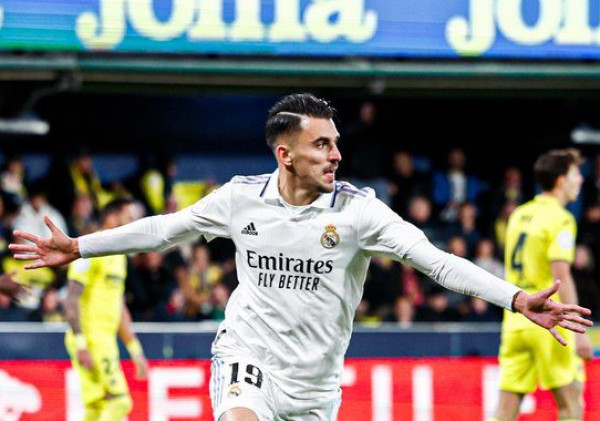 ريال مدريد يواصل مسلسل التجديد ويمدد عقد سيبايوس