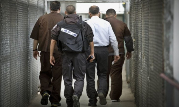 الحركة الأسيرة: ستشهد السجون تصعيدًا الساعات القادمة