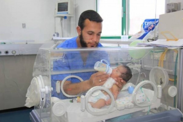 للشهر الثالث على التوالي.. الاحتلال يمنع دخول حليب الأطفال لقطاع غزة