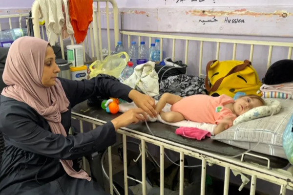 مستشفى الرنتيسي للأطفال: سجلنا مئات الإصابات بمرض التهاب السحايا بغزة