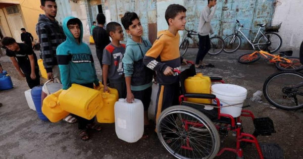 غنيم: إدخال 23 ألف لتر من الوقود إلى قطاع غزة لتشغيل آبار المياه