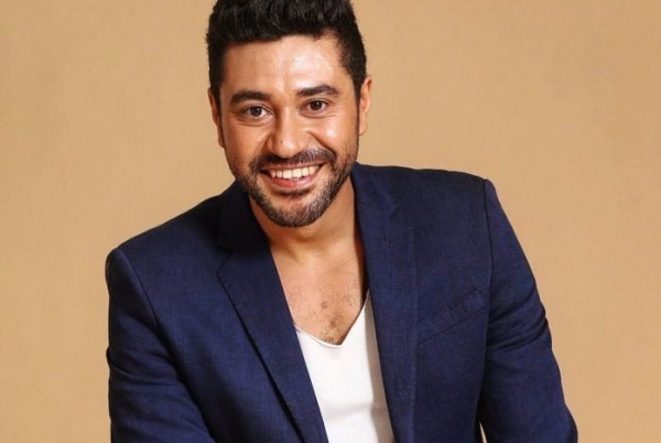 الموت يفجع الفنان المصري محمد عز