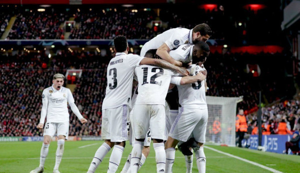 التشكيلة الرسمية لريال مدريد في الكلاسيكو