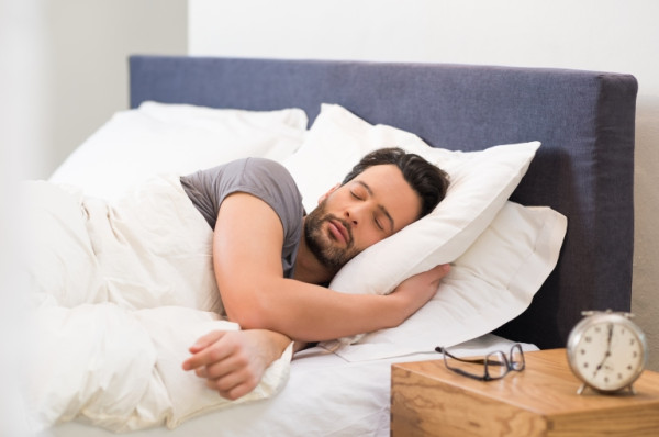 هل تغيير مواعيد النوم يسبب أمراض القلب؟