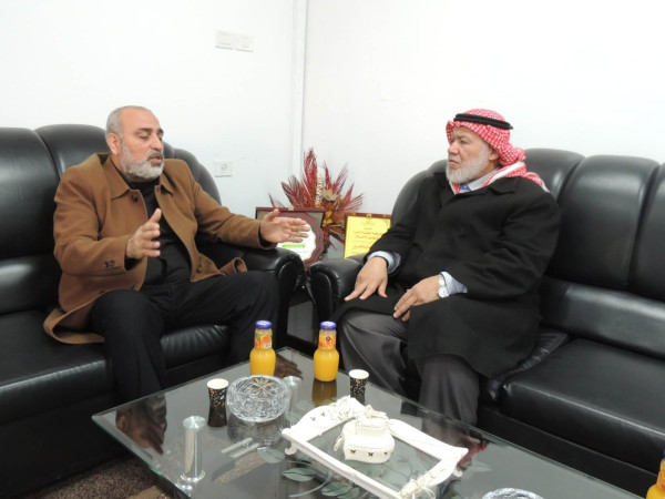 النائب أبو راس يلتقي بوكيل وزارة الأسرى