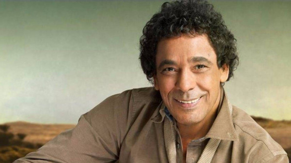 محمد منير يتصدر الترند بعد تعرضه لأزمة صحية