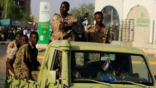 السودان: البرهان يتهم الدعم السريع بتنفيذ محاولة انقلاب