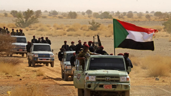 السودان: إلغاء جواز سفر حميدتي.. والجيش يؤكد سيطرته على معسكر المدرعات