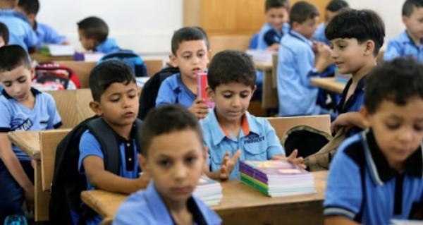 فلسطين – التربية تعلن تعليق الدراسة في المدارس والجامعات والتحول إلى التعليم عن بعد