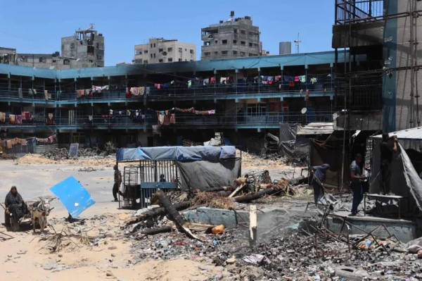 أربعة شهداء ومصابون في قصف الاحتلال مدرسة تؤوي نازحين بجباليا البلد