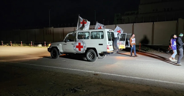 مسؤولون إسرائيليون كبار يكشفون إحدى النقاط الأساسية وراء تأخير الصفقة