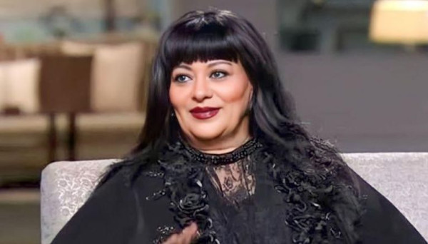 فنانة مصرية شهيرة: زوجي خانني مع صديقتي