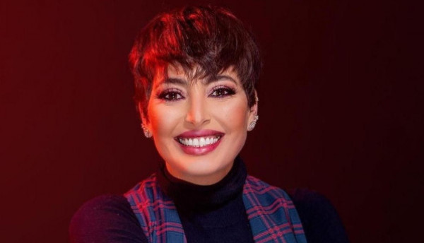 فاطمة الصفي تُشعل السوشيال ميديا بحديثها عن زواج المرأة من شاب يصغرها بالسن