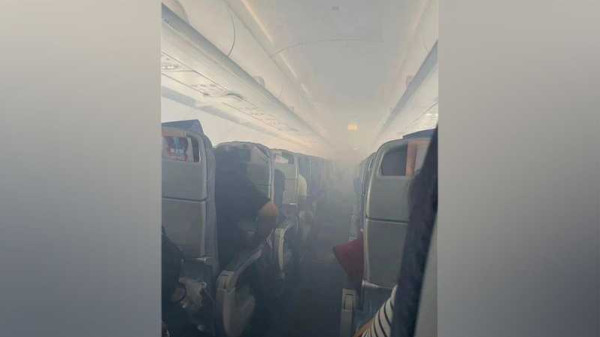 الصين: إصابة تسعة ركاب في حريق نشب بطائرة.. والسبب عطل ميكانيكي