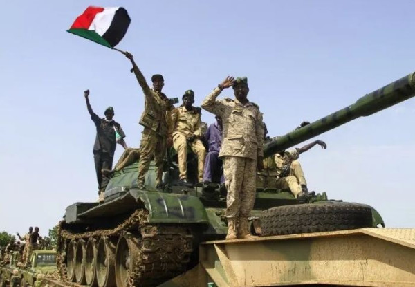 الجيش السوداني يقترب من إعلان السيطرة على الخرطوم بشكل كامل