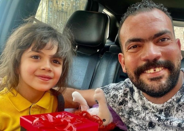 خالد عليش يوجه رساله مؤثرة لابنته عبر الانستغرام