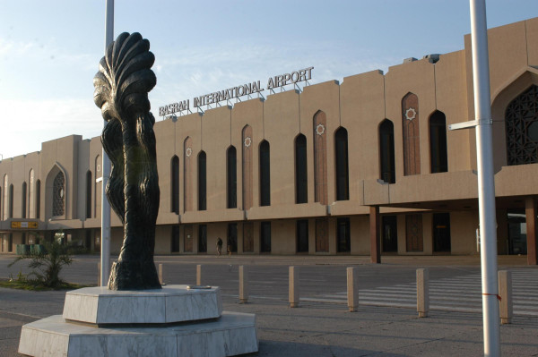 السلطات العراقية تُوضح حقيقة اقتحام مطار البصرة الدولي