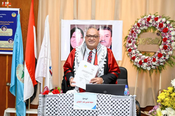 مسؤول شؤون الجامعات والأنشطة الطلابية بسفارة دولة فلسطين بالقاهرة يحصل على درجة دكتوراه