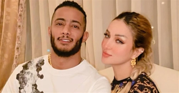 محمد رمضان يخطف قلوب متابعيه بعد ظهوره مع زوجته