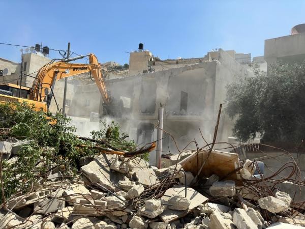 القدس: الاحتلال يجبر خمس عائلات على هدم منازلها في وادي قدوم