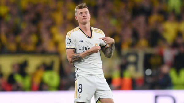 كروس لا يستبعد العودة لريال مدريد