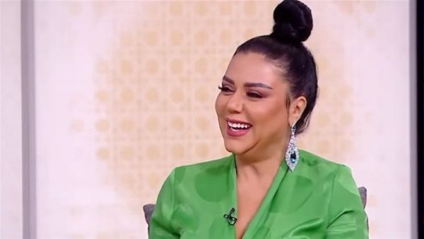 رانيا يوسف تُشعل الانستغرام بإطلالة جريئة