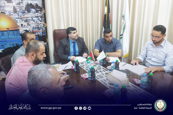 مدير عام النيابة العامة يجتمع مع رؤساء أقلام النيابات الكلية